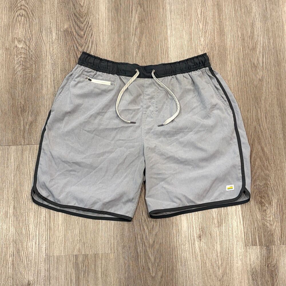 Vuori Banks Shorts Men's XL Grey Black Drawstring 7" Stretch Athletic Unlined